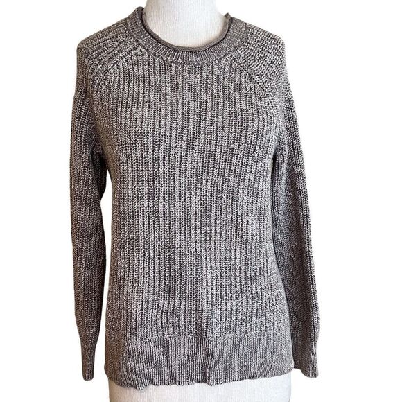 Ellen Tracy knit sweater.  - Picture 1 of 6